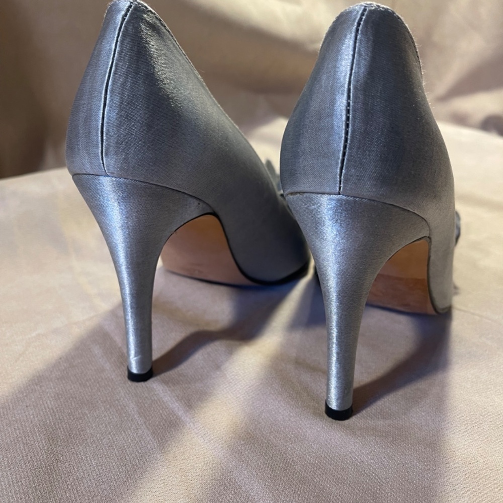 Sacha Too Silver Women's Heels with Floral Accent - Picture 5 of 9
